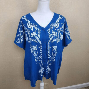 Catherines White Floral Embroidery on Blue Button Down Top 0XP (14WP/16WP) 2976